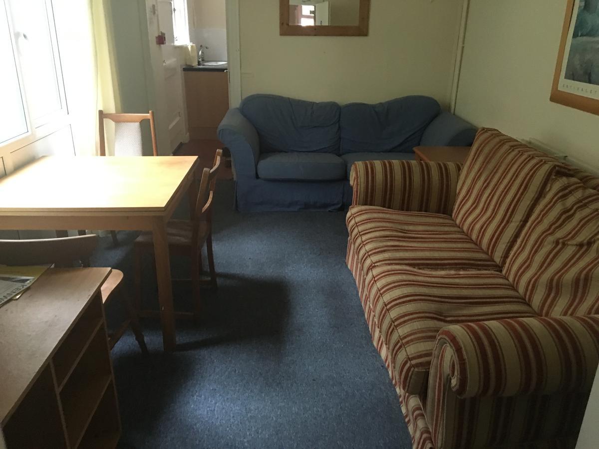 Four Seasons Budget Aberystwyth Extérieur photo